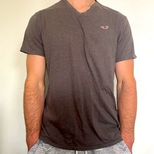 Men’s Small Grey Hollister Tee